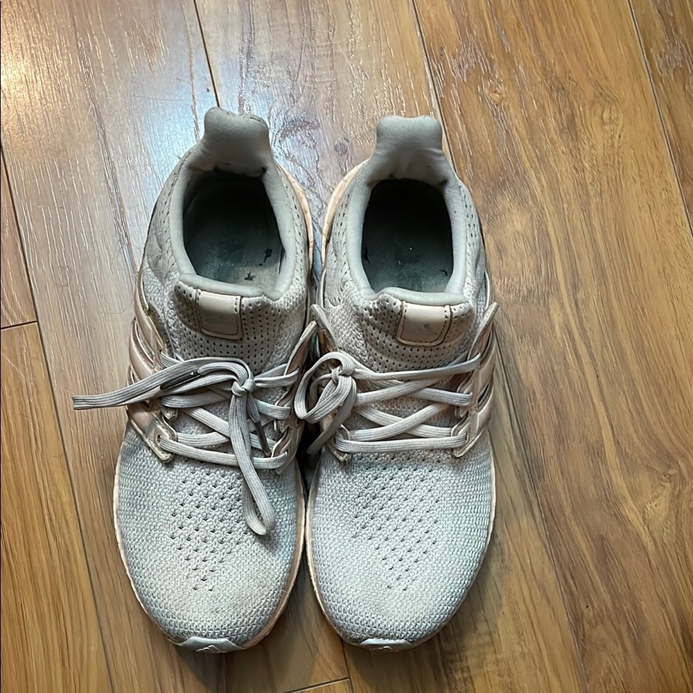Pink ultraboosts size 7.5 womans